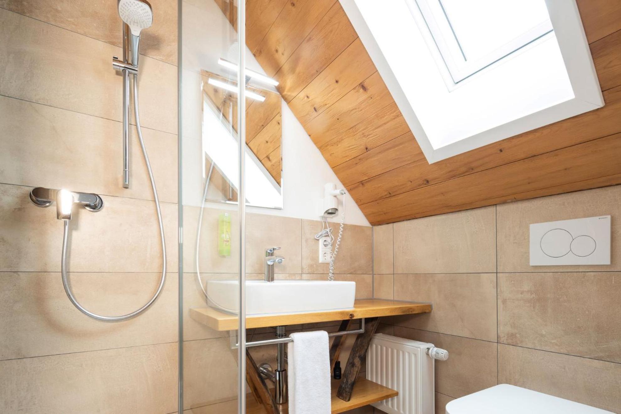 Altbau Gasthaus Amboss Grunkraut Eksteriør bilde